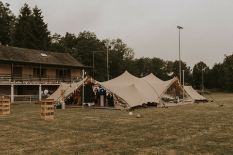 Montage original d'une tente Stretch pour un mariage à Wahlbach (68)